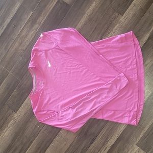 Nike top